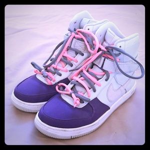 Nike Air Force 1 Mid Sneakers